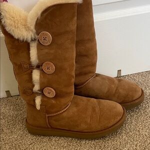 UGG Bailey Button Triplet II